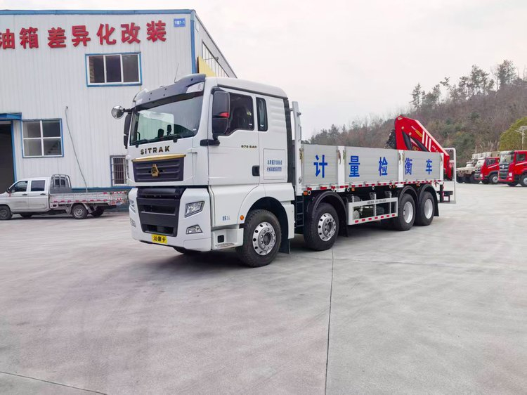 汕德卡540马力计量检衡车